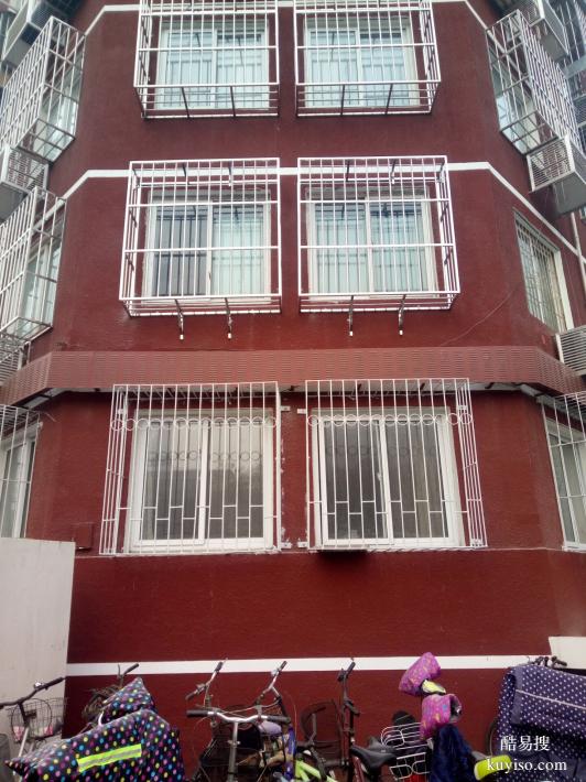 北京顺义机场附近护栏定做安装防盗窗窗户防盗网