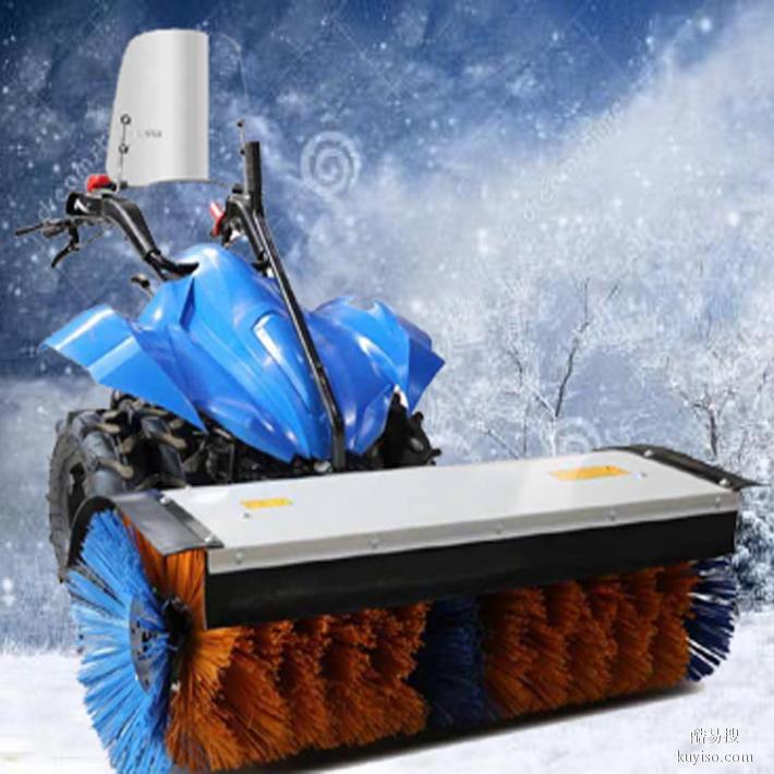 可以驾驶着扫雪的手扶式扫雪机,一机在手，功能全有