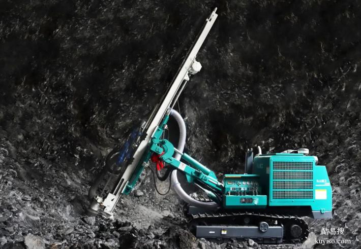湖南益阳矿山开采设备露天履带式集尘潜孔顶锤钻机系列KS690