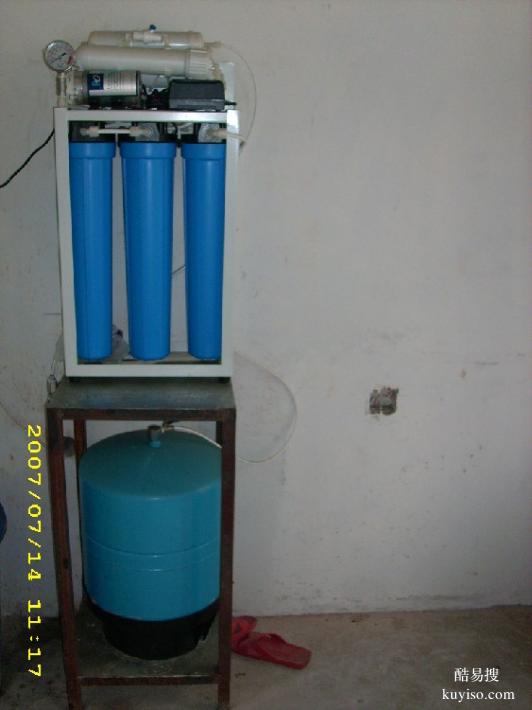 净水器更换滤芯开水器维修净水器