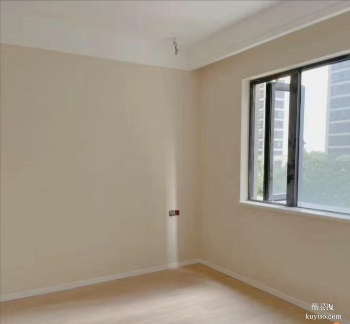 承接成華區(qū)專(zhuān)業(yè)刷乳膠漆房屋墻面翻新刮膩?zhàn)勇?lián)系本地師傅電話
