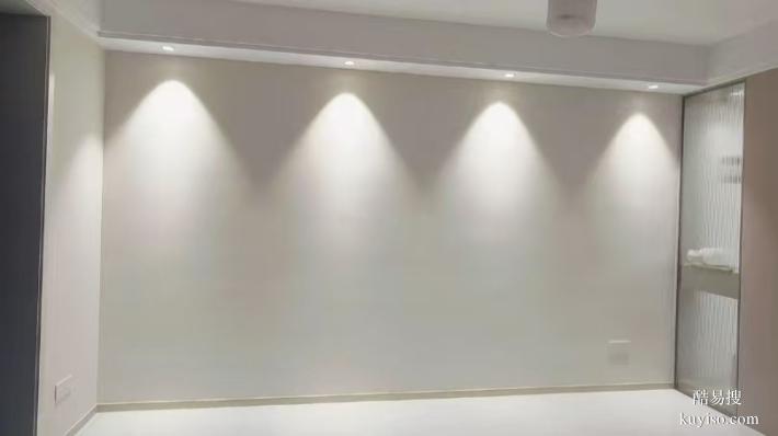 蓉城高新區(qū)專業(yè)刷乳膠漆房屋墻面翻新刮膩?zhàn)勇?lián)系本地師傅電話