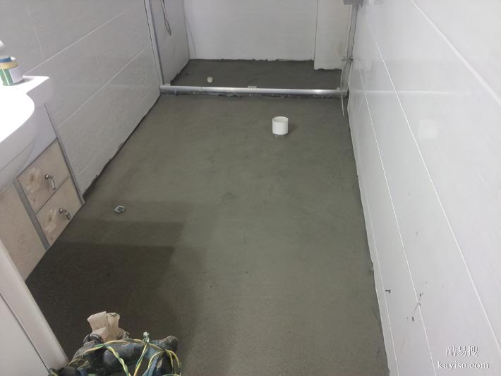 松江區(qū)佘山鎮(zhèn)衛(wèi)生間改造防水翻新敲浴缸改造淋浴房