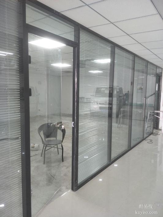 河?xùn)|區(qū)安裝玻璃隔斷全景玻璃隔斷拆裝熱線