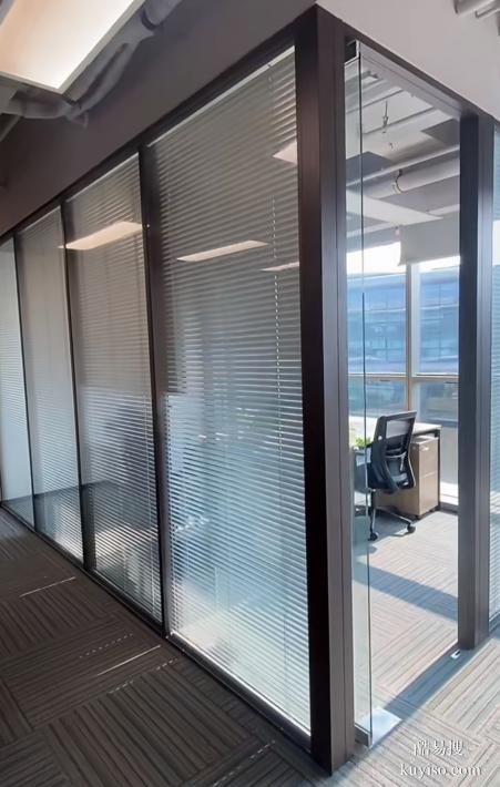 河?xùn)|區(qū)安裝玻璃隔斷全景玻璃隔斷拆裝熱線