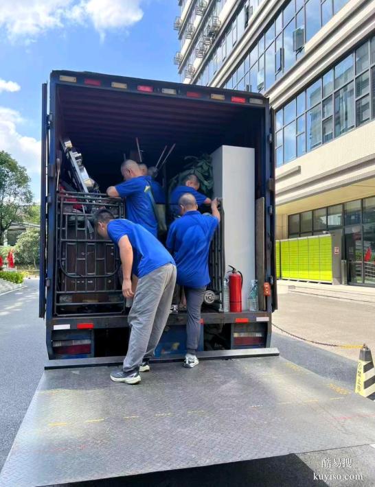 珠江之畔的遷徙：海珠跨江搬家，一場關于生活的藝術革新