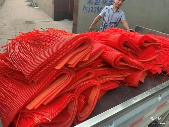 純聚氨酯防塵簾定做，長(zhǎng)寬*層數(shù)定做