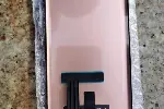 求购华为mate60原装手机屏幕